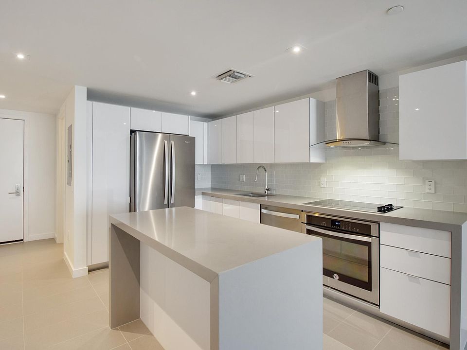 1st image of 1600 NE 1st Ave #1521