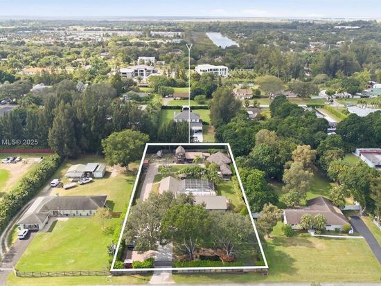 5601 SW 195th Ter, Southwest Ranches, FL 33332