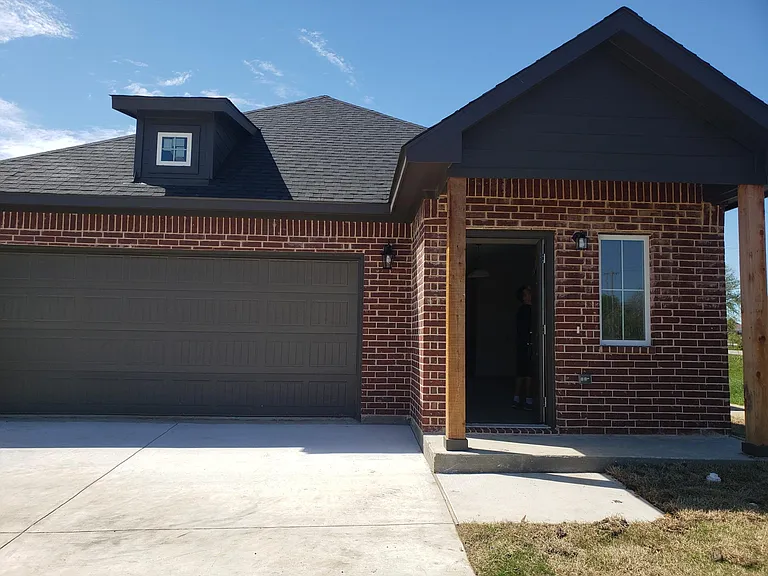 10501 Cedar Ct — Photo 32