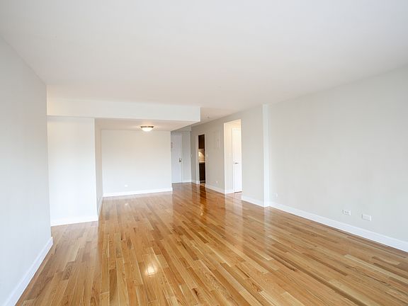 4th image of 360 E 65th St APT 16F