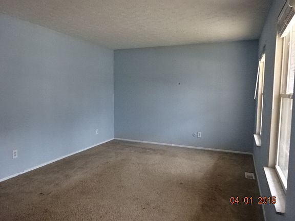 2nd image of 26638 Kingswood Dr