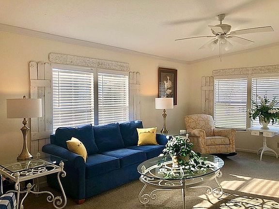 UNIQUE WINDOW TREATMENTS