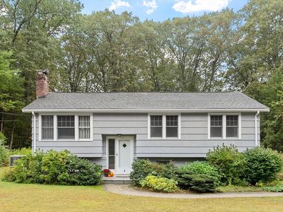 4 Longmeadow Rd, Chelmsford, MA, 01824