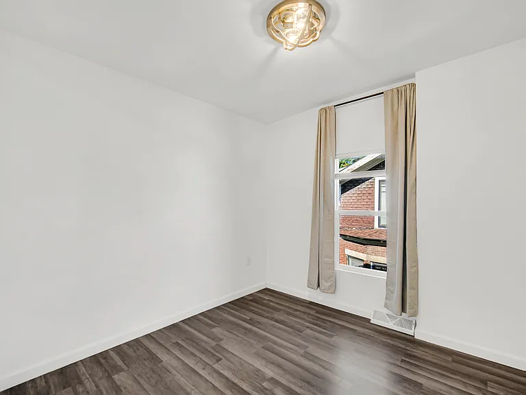 204 Brown St #2 — Photo 12