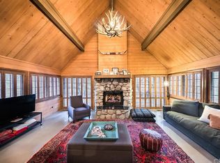 28155 W Shore Rd, Lake Arrowhead, CA 92352