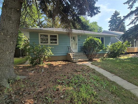 2nd image of 3916 Princess DRIVE
