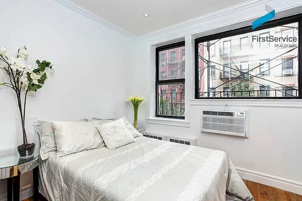 Rented by FirstService Realty (legacy) | media 14