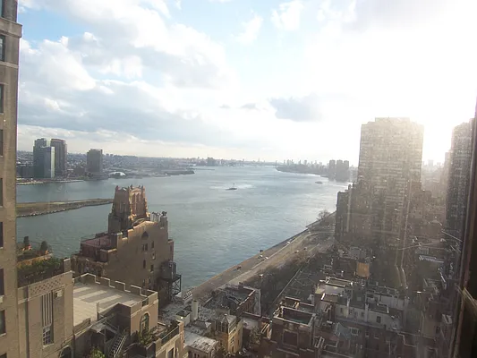 Rented by ER (DO NOT USE) | media 3