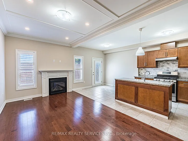 43 Sonoma Valley Cres — Photo 10