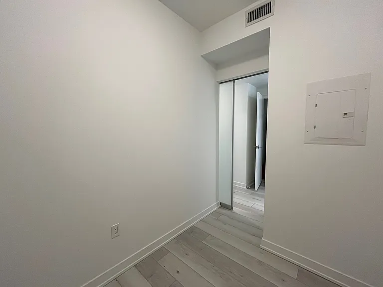 634 Church St #2307 — Photo 8