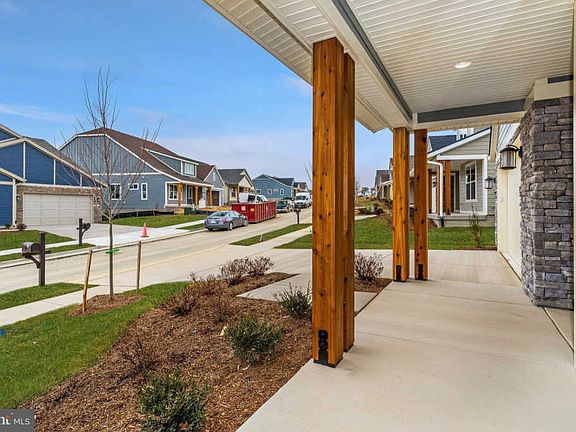 4th image of 127 Mallard Dr