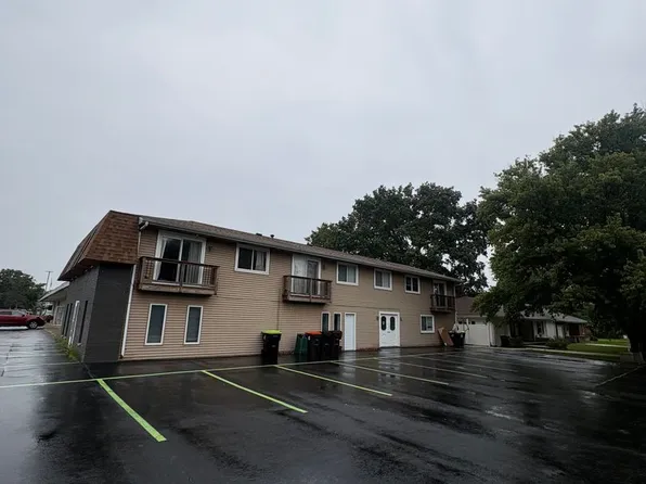 301 N Carole Ave, 301 N Carole Ave APT 3, Hanna City, IL 61536