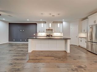 5528 Larkin St, Houston, TX 77007