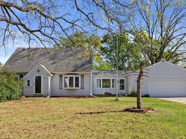 8474 North 68th STREET, Brown Deer, WI 53223