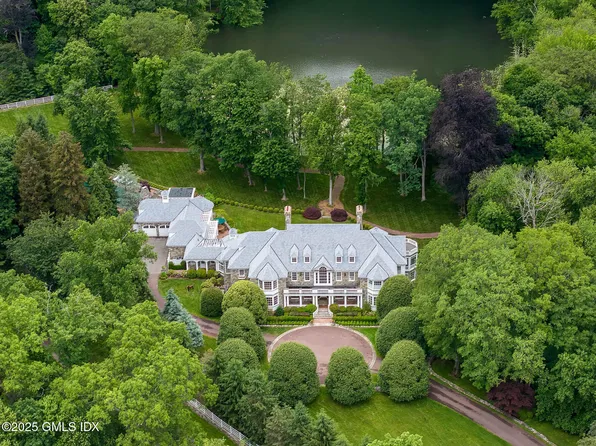 11 Conyers Farm Dr, Greenwich, CT 06831