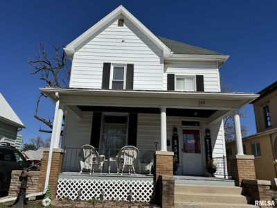 352 E State St, Jacksonville, IL, 62650