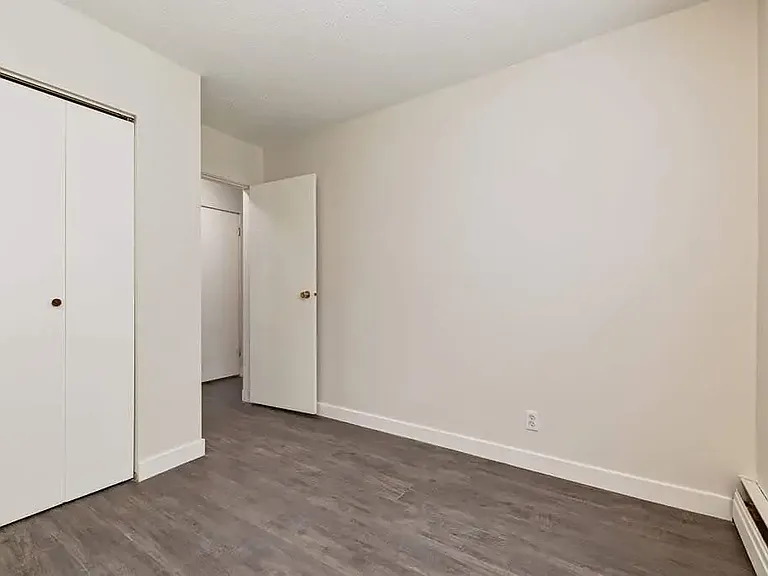 4822 54th St #215 — Photo 19