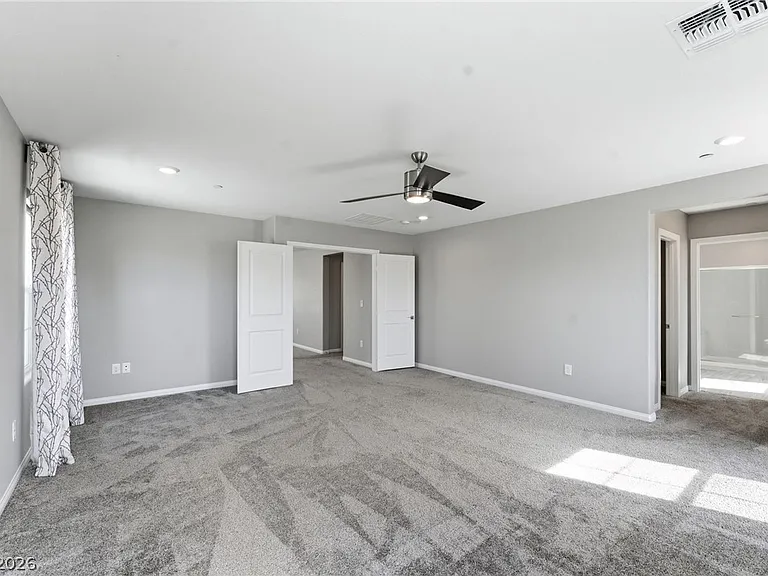 2599 Tolmezzo St — Photo 25