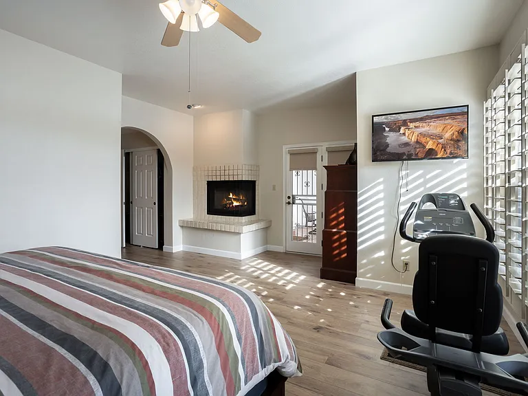 5200 S Lakeshore Dr #128 — Photo 9