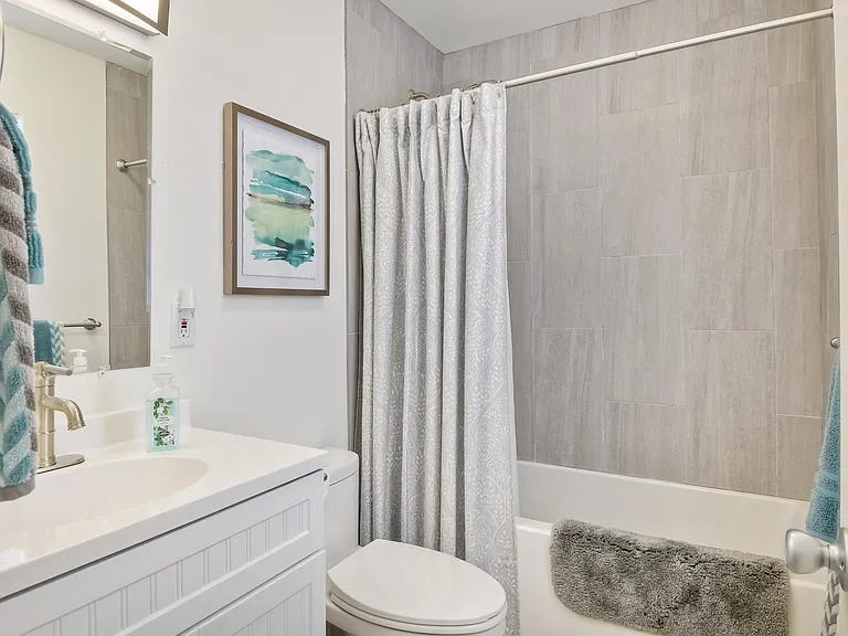 1224 Windsor Rd #B — Photo 9