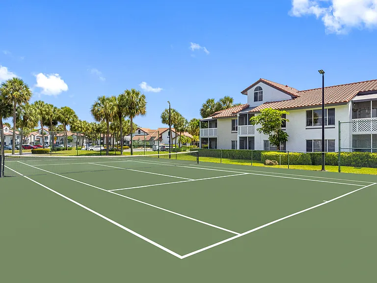 Boca Arbor Club Apartments — Photo 66
