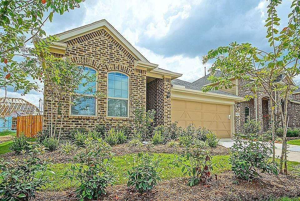 1st image of 24935 Blue Mountain Park Ln