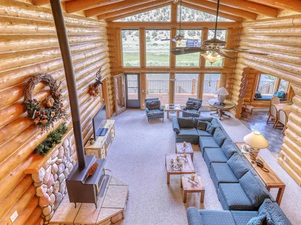 33 Doe Circle, South Fork, CO 81154