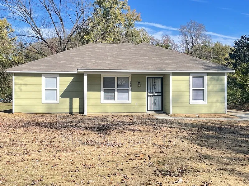 4 bed, 2.0 bath, 1222 sqft, $1,395 — Photo 1