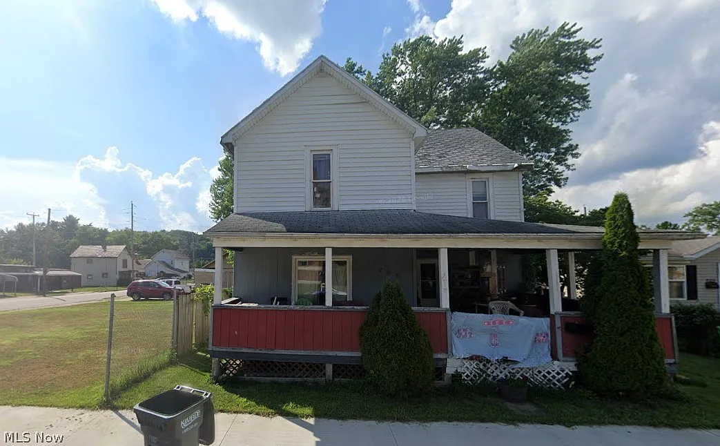 205 McCrea Ave photo 1