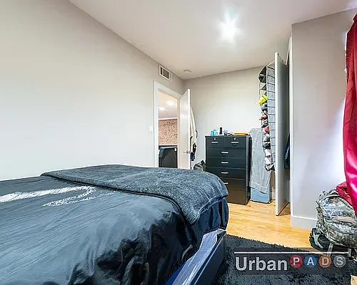 Rented by Urban Pads | media 9