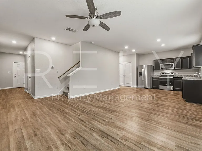 518 Woodpecker Run — Photo 10