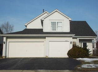 448 Penny Ln, Grayslake, IL 60030