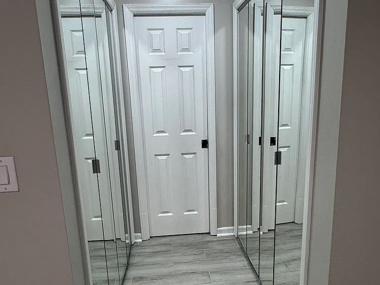 7801 Renaissance Ct — Photo 18