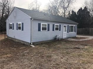 17 Stedman Ct, South Kingstown, RI 02879