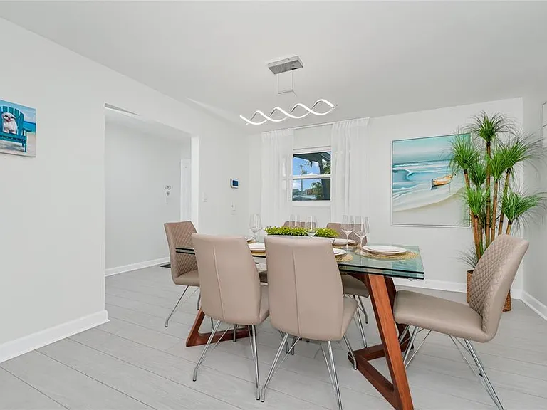 363 Harbor Dr — Photo 15