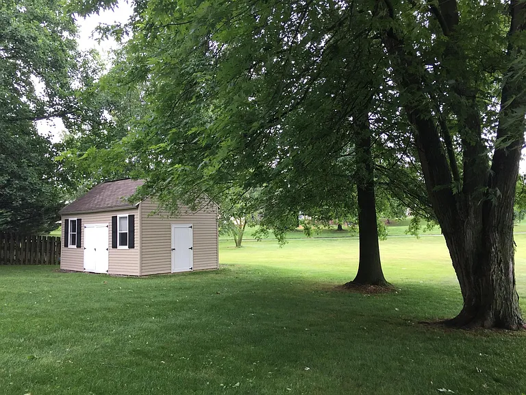Shed 20x 10