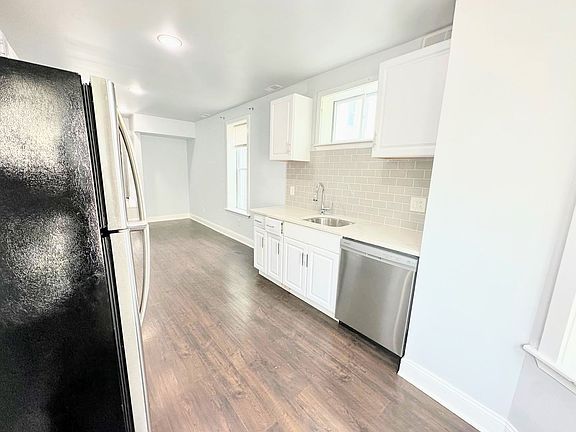 4th image of 1329 N 21st St #2