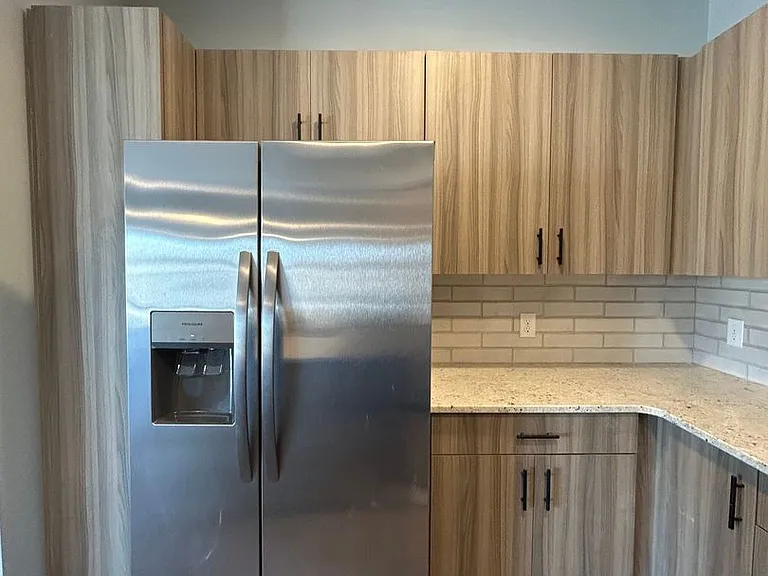 2723 Adams St — Photo 10