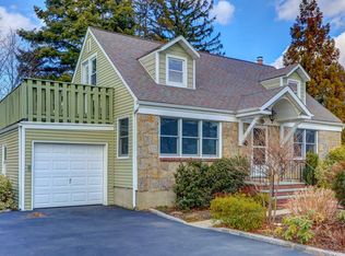 673 Westbury Ave, Westbury, NY 11590