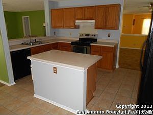 5th image of 2621 Diamond Hill Dr
