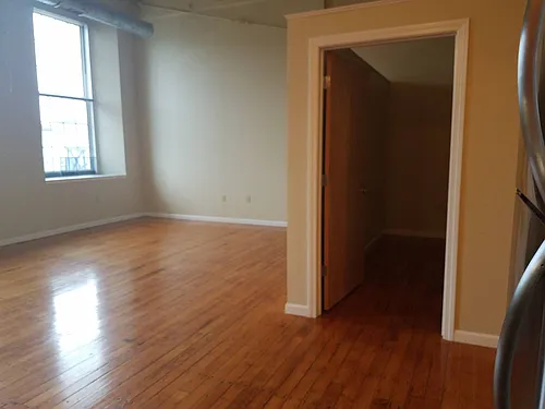Floor plan Typical 2Bed 1Bath South Bldg