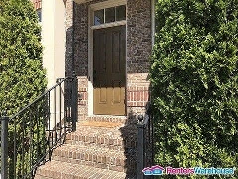 2nd image of 1224 Lavista Cir NE #1224