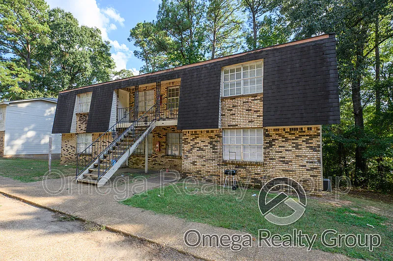 2 bed, 1.0 bath, 800 sqft, $625 — Photo 2