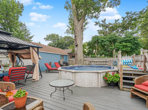 76 Whitman Avenue image 22 of 27