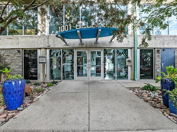 2nd image of 1001 Belleview St #308