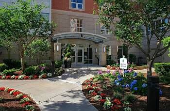 2nd image of 9 Kimball Ct APT 1002