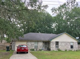 165 Jefferson Cir SE, Allenhurst, GA 31301