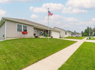 3801 Monaghan Dr, Waverly, IA 50677