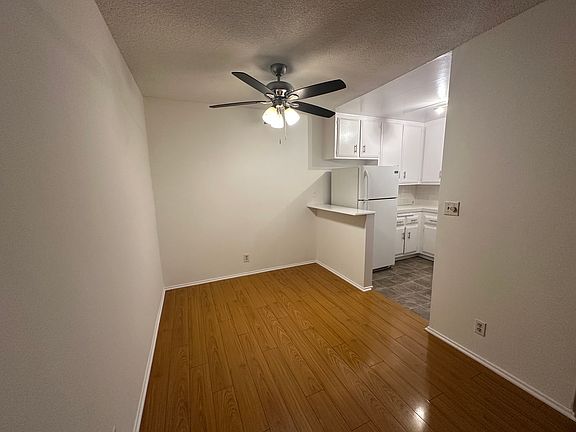 5th image of 1906 Pelham Ave #1