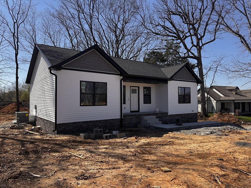 2nd image of 1253 Vickie Ln Lot 43